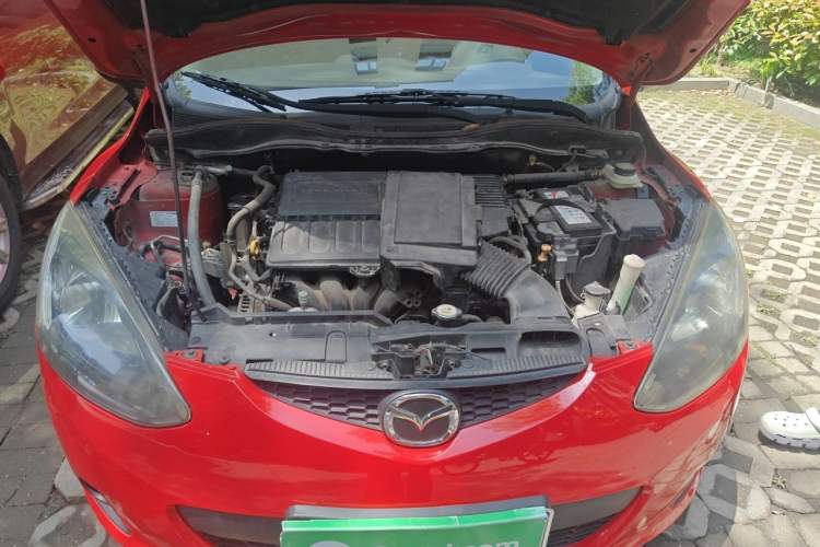 Used Mazda 2 2011 XuanDong 1.5L Automatic Value Edition Engine Bay