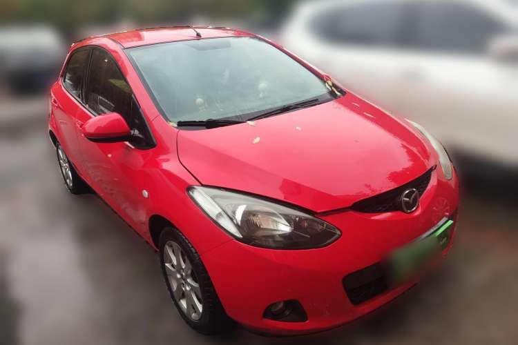 Used Mazda 2 2011 Xuan Dong 1.5L Manual Value Edition Front Right 45 Deg