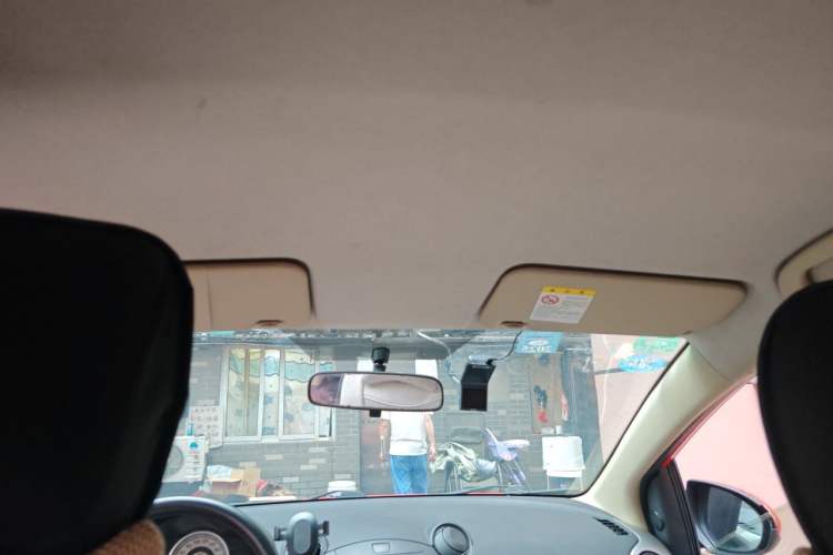Used Mazda 2 2011 XuanDong 1.5L Manual Fashion Edition Headliner