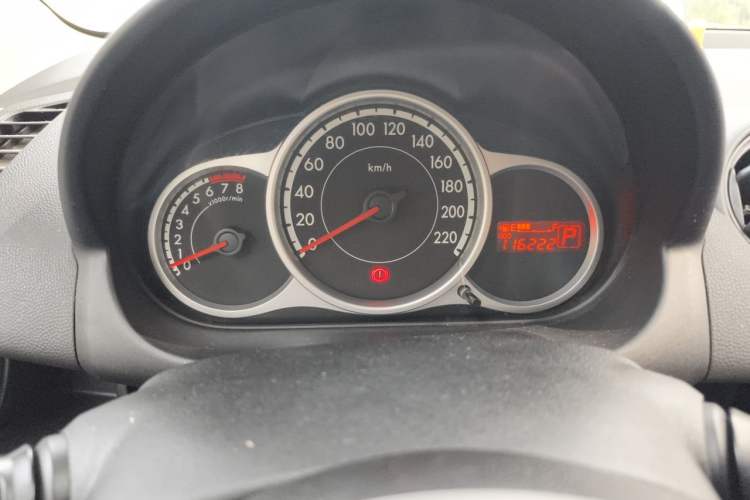 Used Mazda 2 2011 XuanDong 1.5L Automatic Value Edition Instrument Cluster