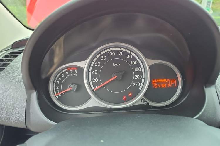 Used Mazda 2 2011 XuanDong 1.5L Automatic Fashion Edition Instrument Cluster