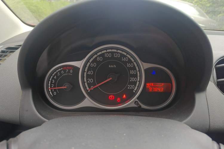 Used Mazda 2 2011 XuanDong 1.5L Manual Fashion Edition Instrument Cluster