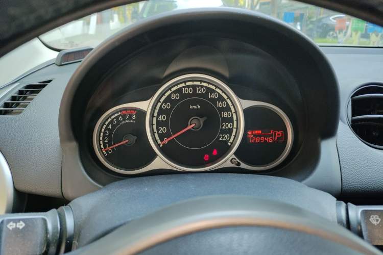 Used Mazda 2 2011 XuanDong 1.5L Automatic Value Edition Instrument Cluster