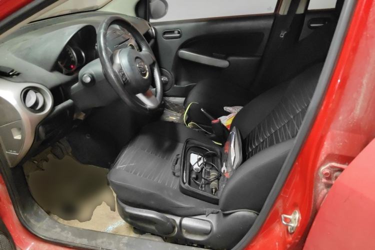 Used Mazda 2 2011 XuanDong 1.5L Manual Fashion Edition Left Front Seat