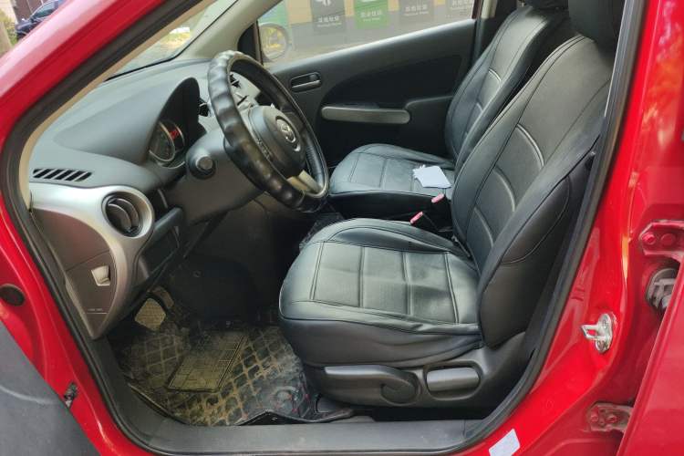 Used Mazda 2 2011 XuanDong 1.5L Automatic Value Edition Left Front Seat