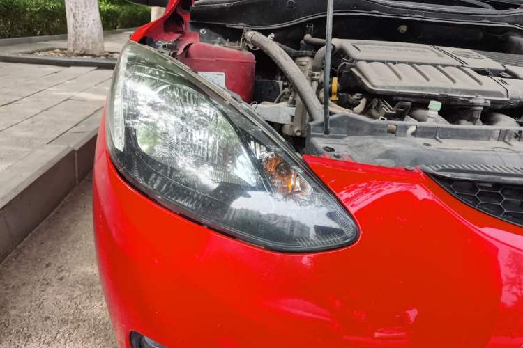 Used Mazda 2 2011 XuanDong 1.5L Automatic Value Edition Right Front Headlight