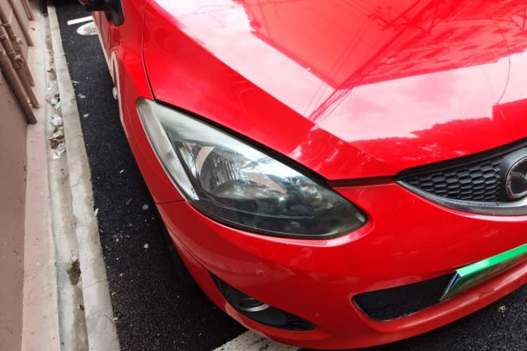 Used Mazda 2 2011 XuanDong 1.5L Manual Fashion Edition Right Front Headlight