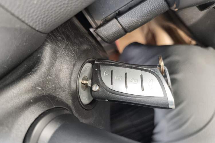Used Mazda 2 2011 XuanDong 1.5L Automatic Value Edition Vehicle Key