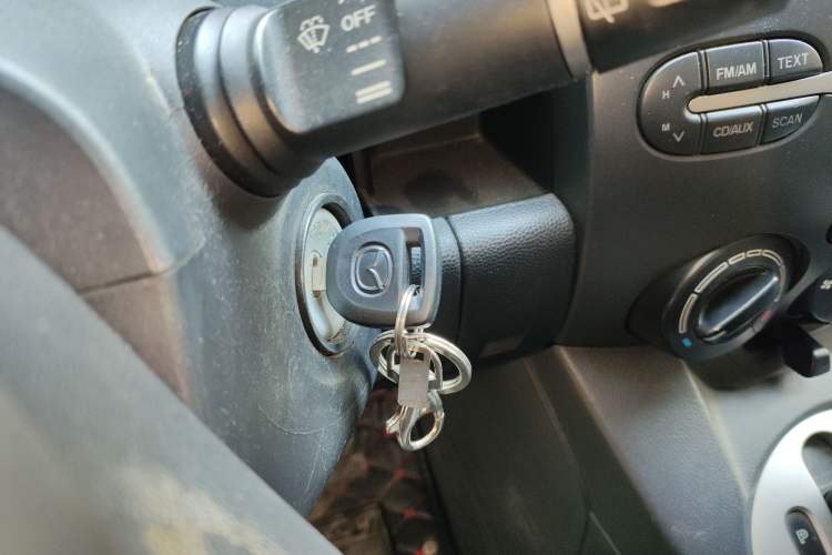 Used Mazda 2 2011 XuanDong 1.5L Automatic Value Edition Vehicle Key