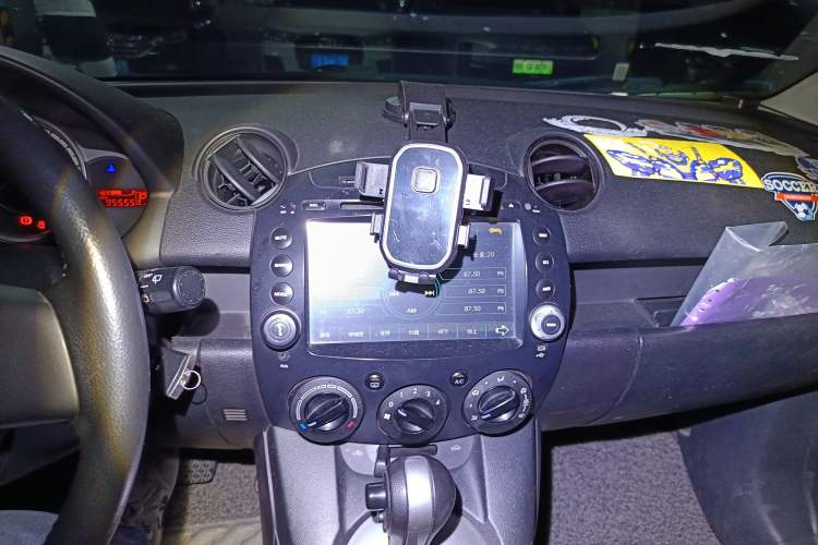 Used Mazda 2 2011 XuanDong 1.5L Automatic Value Edition Audio And AC Panel