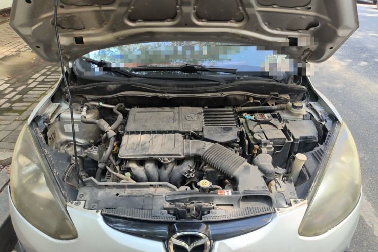 Used Mazda 2 2011 Xuan Dong 1.5L Automatic Luxury Edition Engine Bay