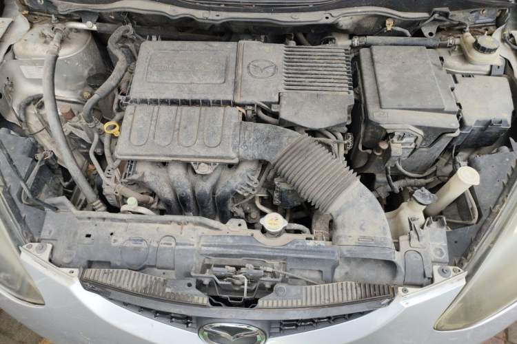 Used Mazda 2 2011 Xuan Dong 1.5L Automatic Luxury Edition Engine Bay