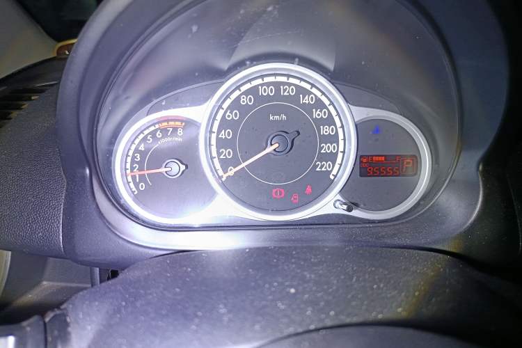 Used Mazda 2 2011 XuanDong 1.5L Automatic Value Edition Instrument Cluster