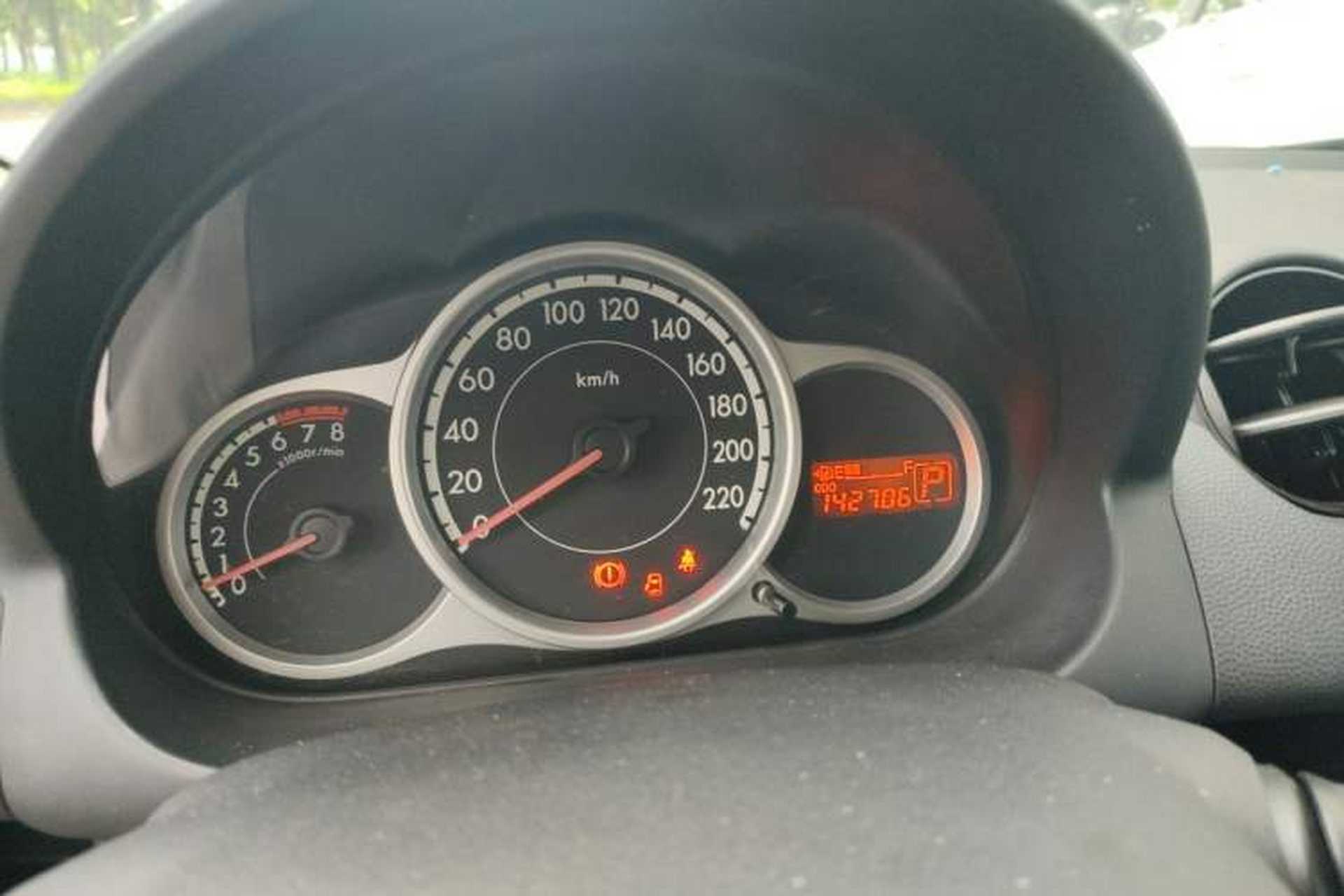 Used Mazda 2 2011 Xuan Dong 1.5L Automatic Luxury Edition Instrument Cluster