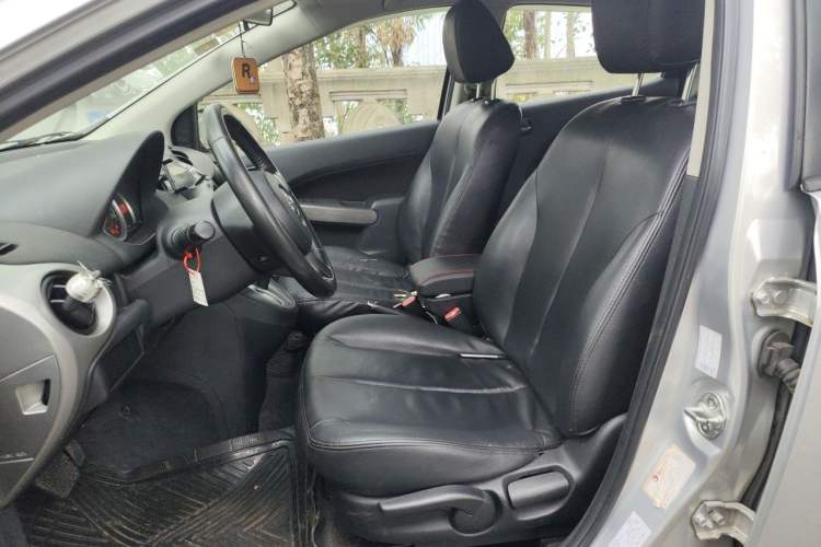 Used Mazda 2 2011 Xuan Dong 1.5L Automatic Luxury Edition Left Front Seat