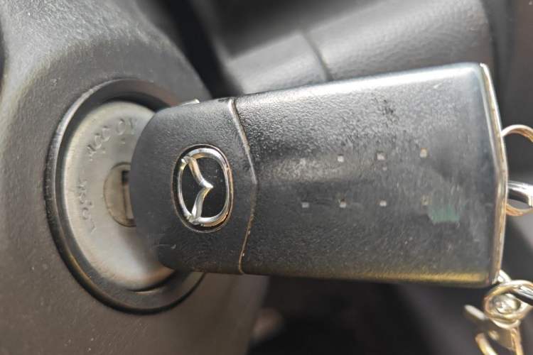 Used Mazda 2 2011 XuanDong 1.5L Manual Fashion Edition Vehicle Key
