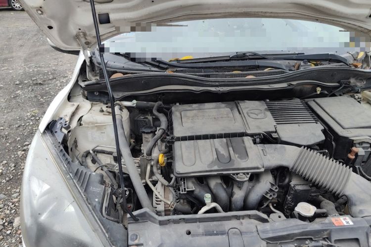 Used Mazda 2 2011 XuanDong 1.5L Automatic Value Edition Engine Bay Right