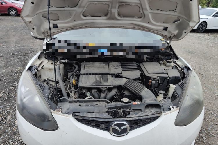 Used Mazda 2 2011 XuanDong 1.5L Automatic Value Edition Engine Bay