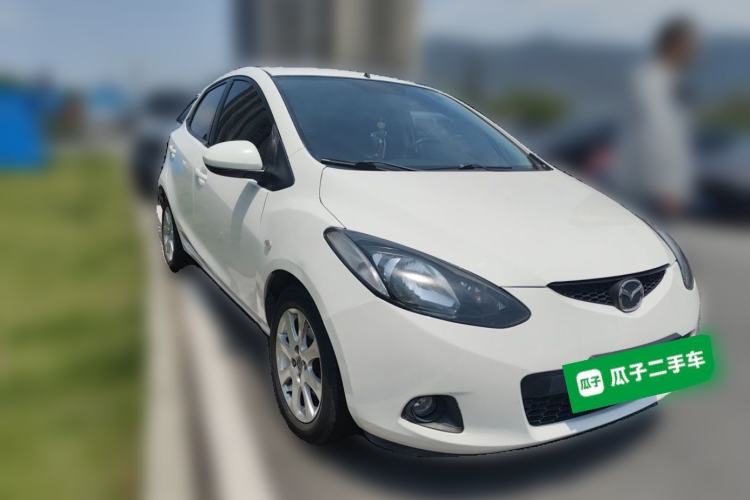 Used Mazda 2 2011 XuanDong 1.5L Automatic Value Edition Front Right 45 Deg