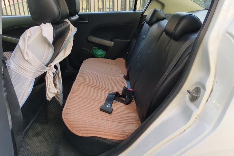 Used Mazda 2 2011 XuanDong 1.5L Manual Fashion Edition Left Rear Seat
