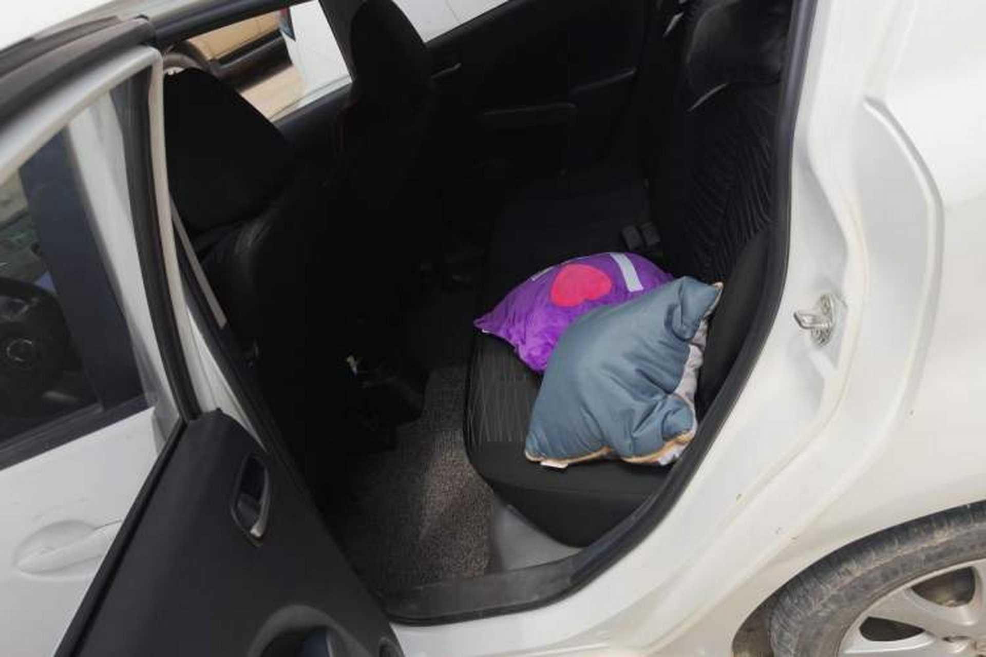 Used Mazda 2 2011 XuanDong 1.5L Manual Fashion Edition Left Rear Seat