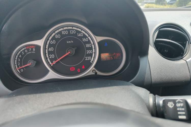 Used Mazda 2 2011 XuanDong 1.5L Automatic Value Edition Odometer Close Up