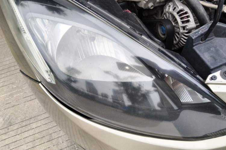 Used Mazda 2 2011 XuanDong 1.5L Automatic Fashion Edition Right Front Headlight