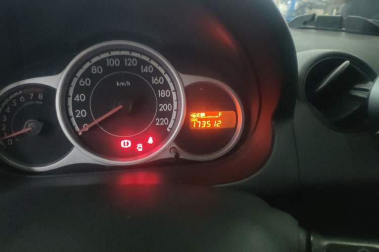 Used Mazda 2 2012 Sedan XuanDong 1.5L Manual Fashion Edition Odometer Close Up