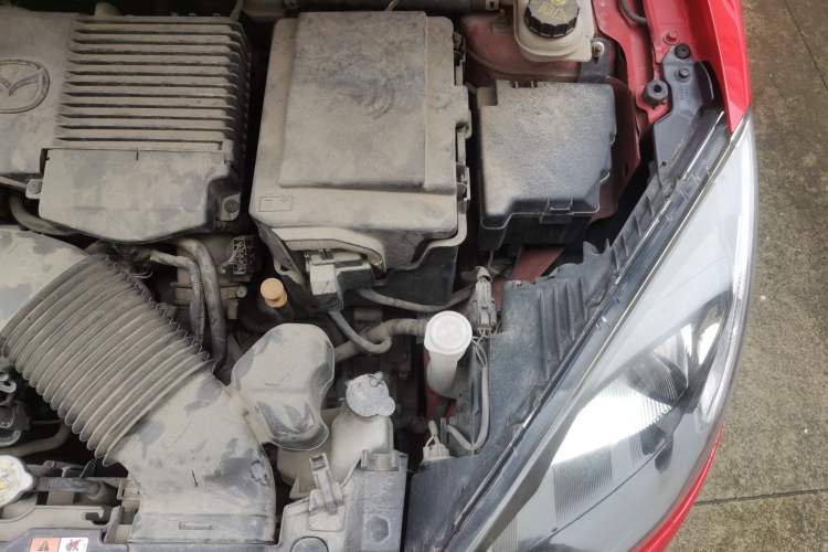 Used Mazda 2 2012 Hatchback Xuan Dong 1.5L Automatic Value Edition Engine Bay Left