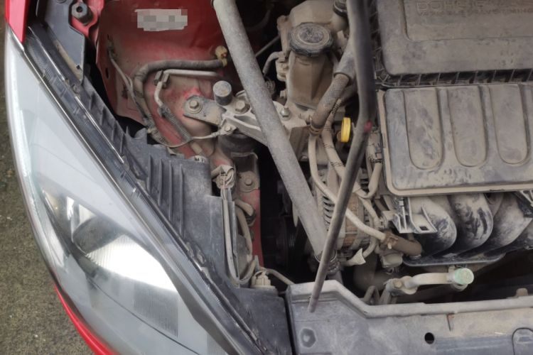 Used Mazda 2 2012 Hatchback Xuan Dong 1.5L Automatic Value Edition Engine Bay Right