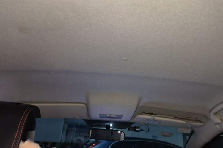 Used Mazda 2 2012 Hatchback Xuan Dong 1.3L Automatic Standard Edition Headliner