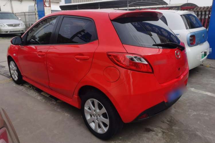 Used Mazda 2 2012 Hatchback Xuan Dong 1.5L Automatic Value Edition Left Side