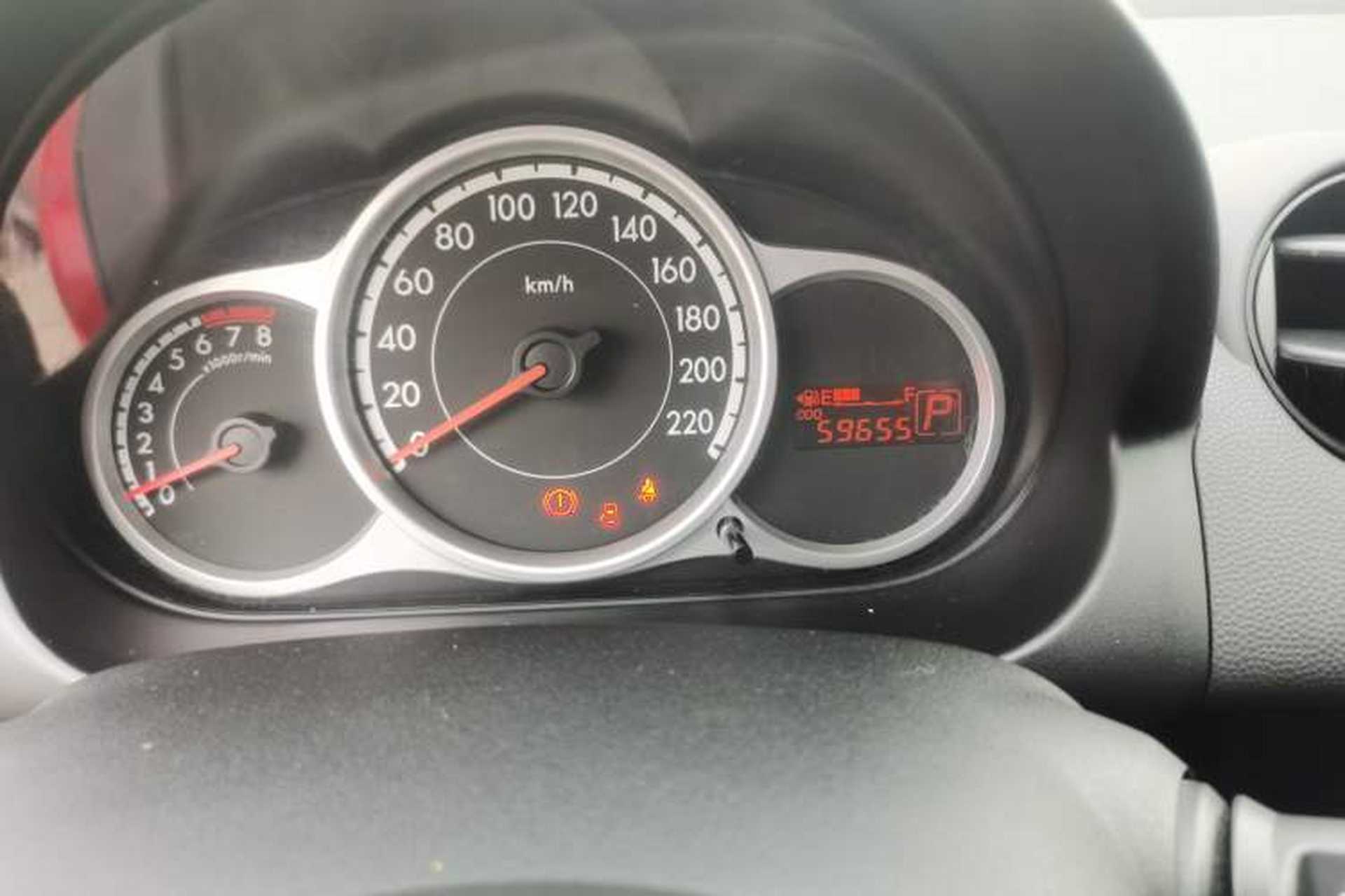 Used Mazda 2 2012 Hatchback Xuan Dong 1.5L Automatic Value Edition Odometer Close Up