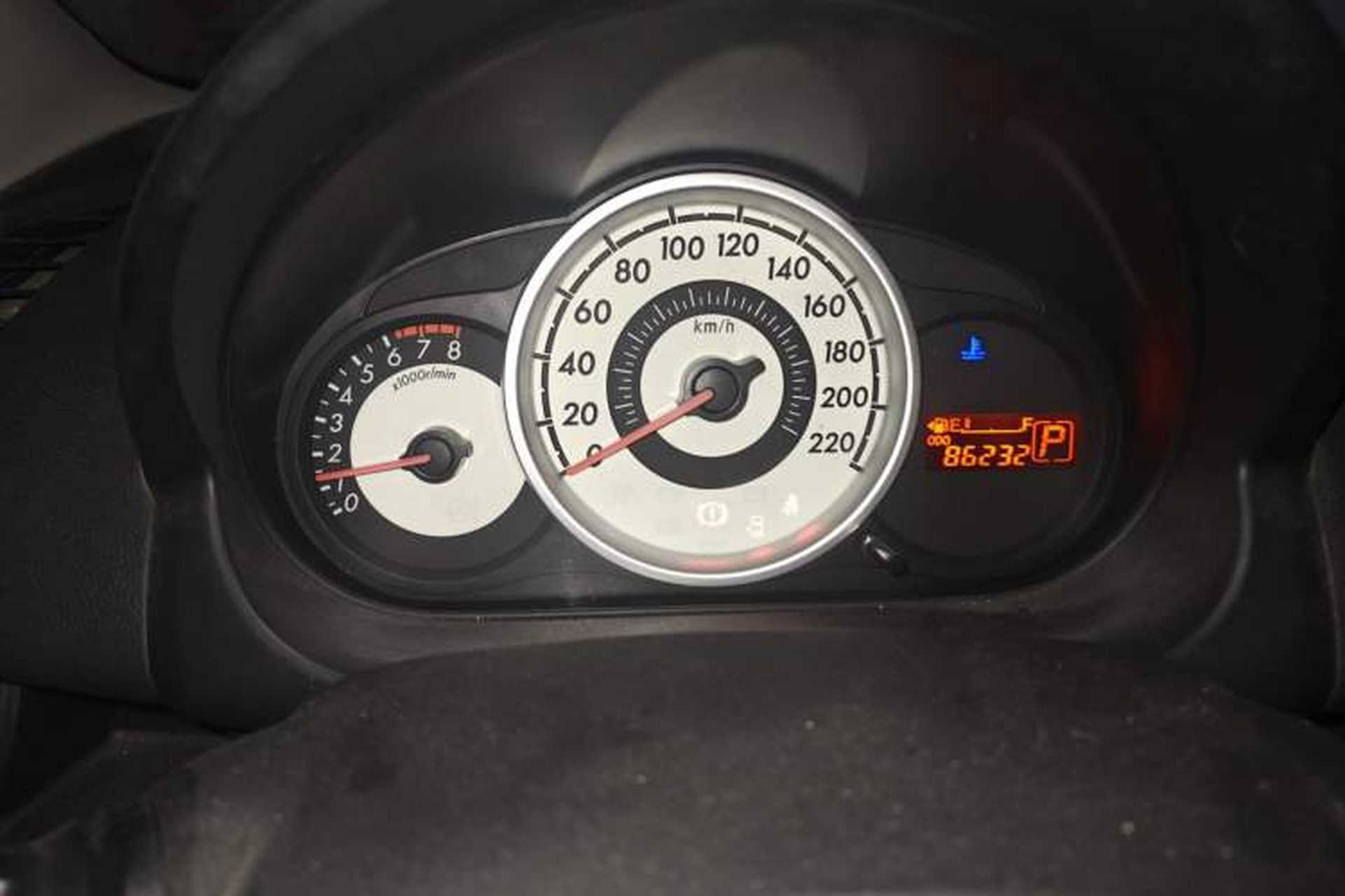 Used Mazda 2 2012 Hatchback Xuan Dong 1.3L Automatic Standard Edition Odometer Close Up