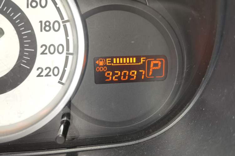 Used Mazda 2 2012 Hatchback Xuan Dong 1.3L Automatic Standard Edition Odometer Close Up