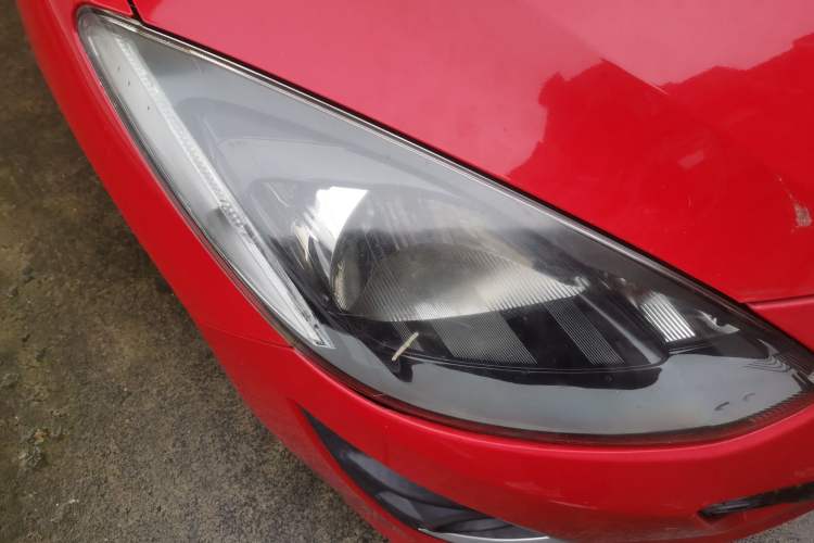 Used Mazda 2 2012 Hatchback Xuan Dong 1.5L Automatic Value Edition Right Front Headlight