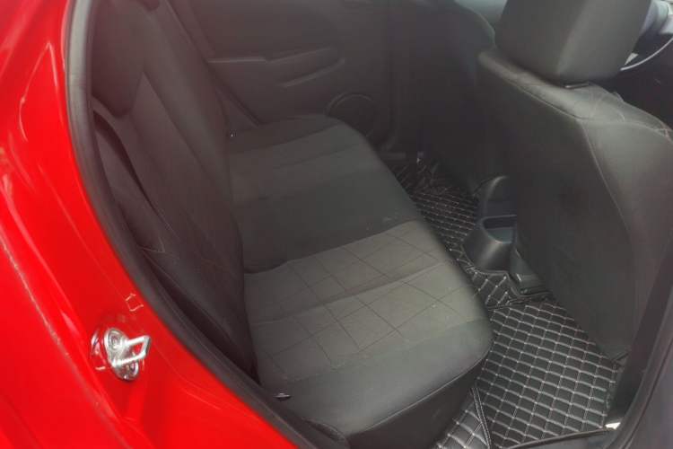 Used Mazda 2 2012 Hatchback Xuan Dong 1.5L Automatic Value Edition Right Rear Seat