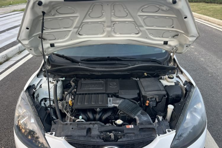 Used Mazda 2 2012 Hatchback Xuan Dong 1.5L Automatic Value Edition Engine Bay