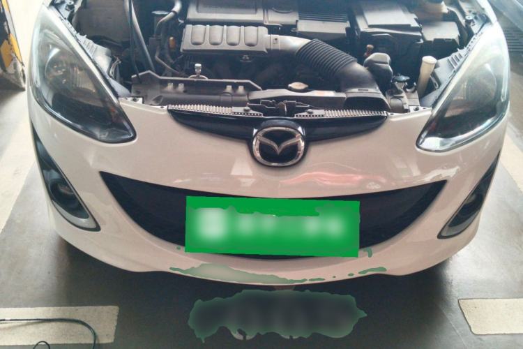 Used Mazda 2 2012 Sedan XuanDong 1.5L Automatic Fashion Edition Engine Bay