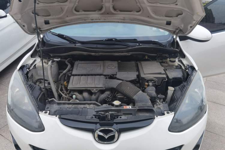 Used Mazda 2 2012 Hatchback Xuan Dong 1.5L Automatic Value Edition Engine Bay