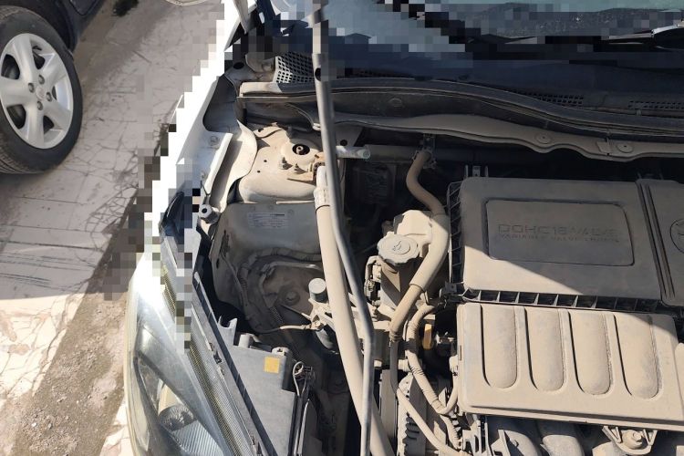 Used Mazda 2 2012 Hatchback Xuan Dong 1.5L Automatic Value Edition Engine Bay Right