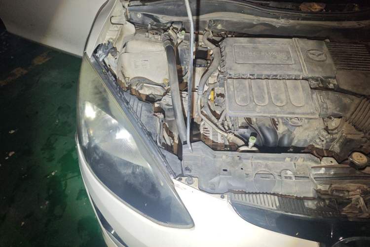 Used Mazda 2 2012 Hatchback Xuan Dong 1.5L Automatic Value Edition Engine Bay Right