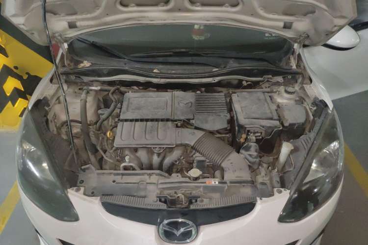 Used Mazda 2 2012 Hatchback Xuan Dong 1.5L Automatic Value Edition Engine Bay