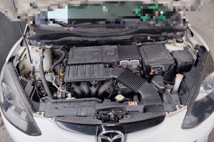 Used Mazda 2 2012 Hatchback Xuan Dong 1.5L Automatic Value Edition Engine Bay