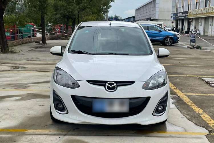 Used Mazda 2 2012 Hatchback Xuan Dong 1.5L Automatic Value Edition Exterior 1