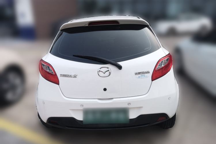 Used Mazda 2 2012 Hatchback Xuan Dong 1.5L Automatic Value Edition Exterior 4
