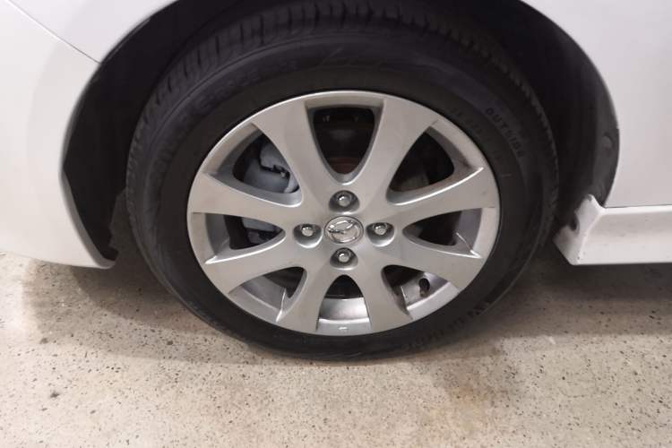 Used Mazda 2 2012 Hatchback Xuan Dong 1.5L Automatic Value Edition Exterior 5