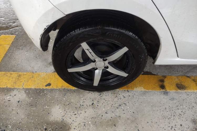 Used Mazda 2 2012 Hatchback Xuan Dong 1.3L Manual Standard Edition Exterior 5