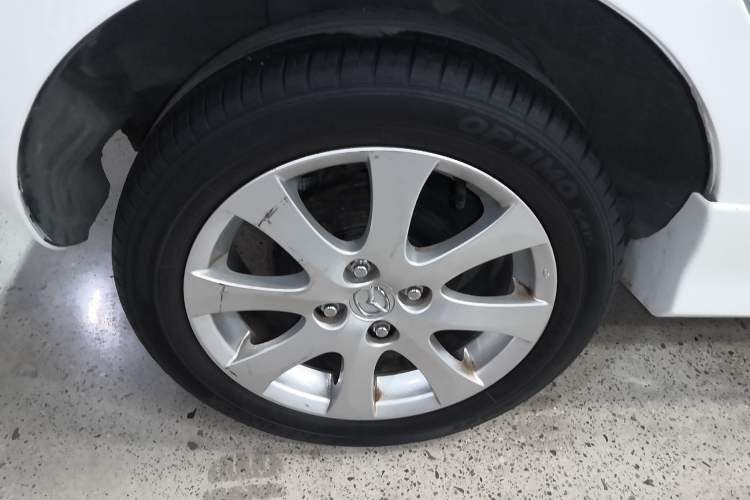 Used Mazda 2 2012 Hatchback Xuan Dong 1.5L Automatic Value Edition Exterior 6