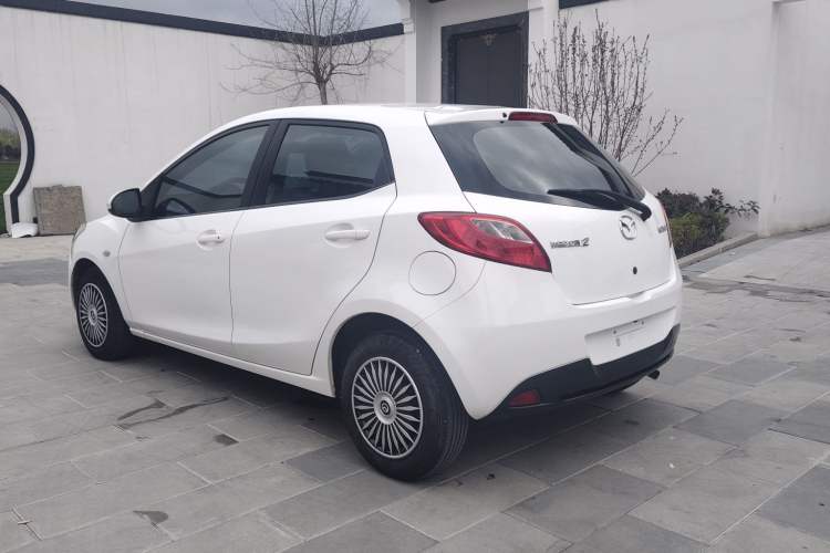 Used Mazda 2 2012 Hatchback Xuan Dong 1.3L Automatic Standard Edition Exterior 6